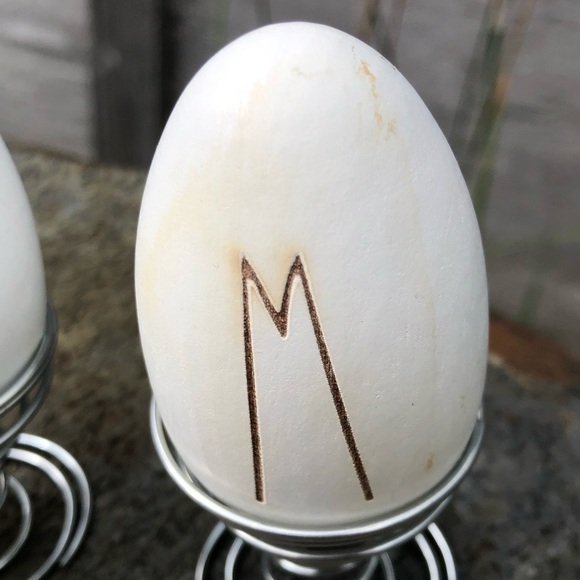 “mom” Farmhouse Wood Egg with Stand Decor Set - Picture 5 of 8
